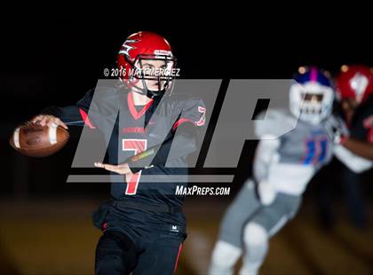 Thumbnail 3 in Salem vs. Norview (VHSL Group 5 2nd Round) photogallery.