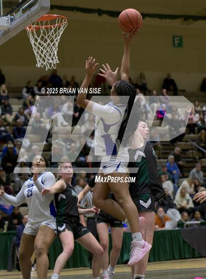 Thumbnail 3 in Shaker vs. Shenendehowa NYSPHSAA Section 2 Class AAA Quarter Final photogallery.