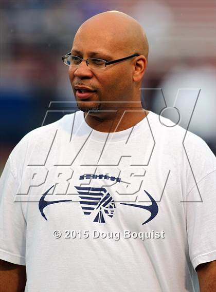 Thumbnail 3 in Lima Senior vs. Piqua photogallery.