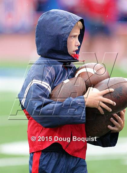 Thumbnail 1 in Lima Senior vs. Piqua photogallery.