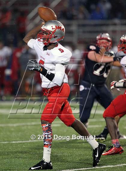 Thumbnail 2 in Lima Senior vs. Piqua photogallery.
