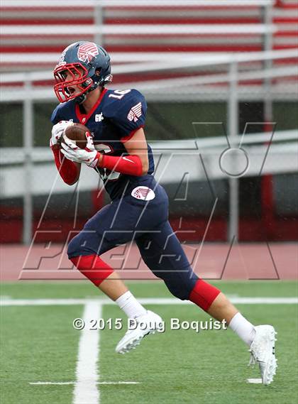 Thumbnail 3 in Lima Senior vs. Piqua photogallery.