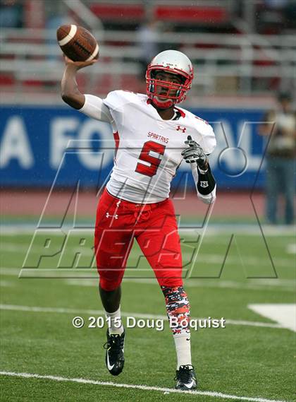 Thumbnail 3 in Lima Senior vs. Piqua photogallery.