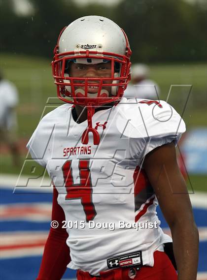 Thumbnail 2 in Lima Senior vs. Piqua photogallery.