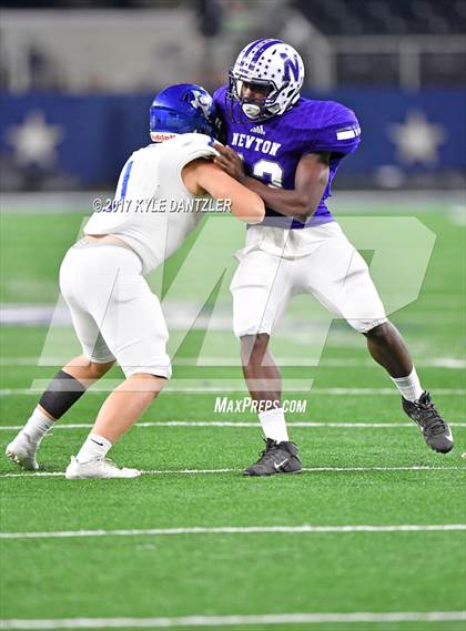Thumbnail 3 in Gunter vs. Newton (UIL 3A Division 2 Final)  photogallery.