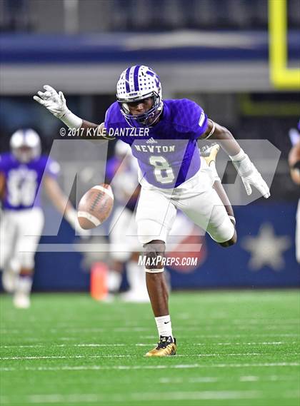Thumbnail 1 in Gunter vs. Newton (UIL 3A Division 2 Final)  photogallery.