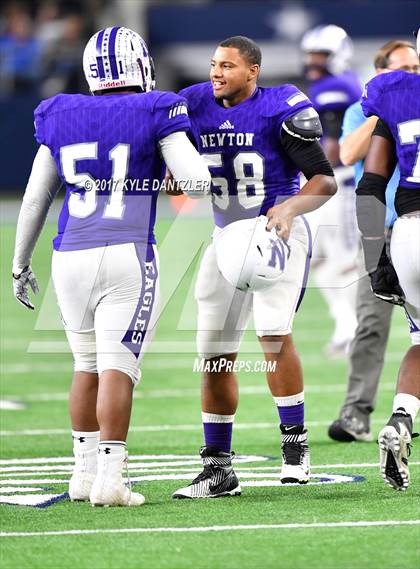 Thumbnail 1 in Gunter vs. Newton (UIL 3A Division 2 Final)  photogallery.