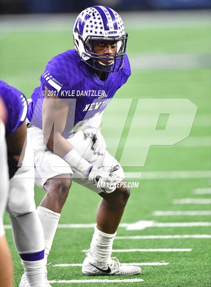 Thumbnail 1 in Gunter vs. Newton (UIL 3A Division 2 Final)  photogallery.