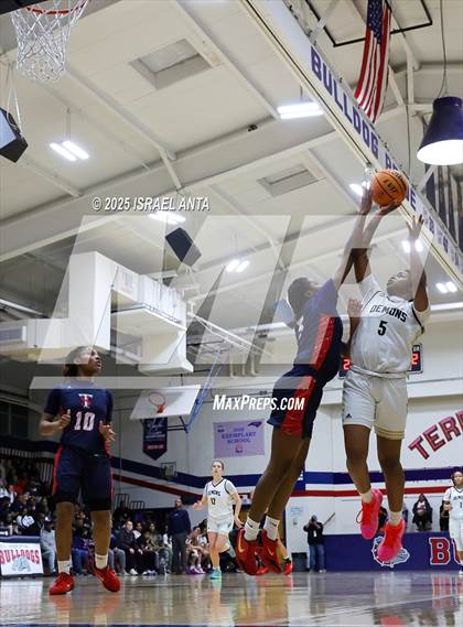 Thumbnail 3 in Fike @ Terry Sanford (NCHSAA 3A 4th Round) photogallery.