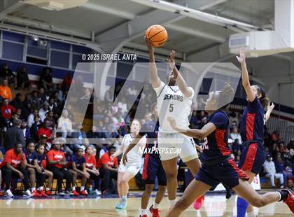 Thumbnail 1 in Fike @ Terry Sanford (NCHSAA 3A 4th Round) photogallery.