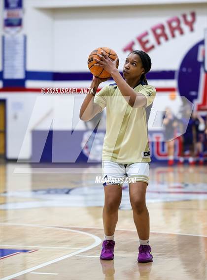 Thumbnail 1 in Fike @ Terry Sanford (NCHSAA 3A 4th Round) photogallery.