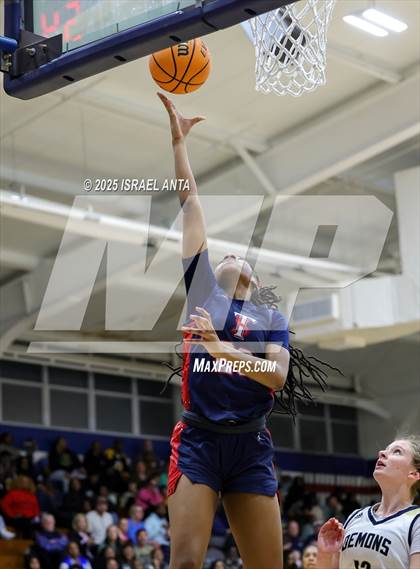 Thumbnail 1 in Fike @ Terry Sanford (NCHSAA 3A 4th Round) photogallery.