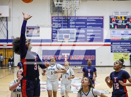 Thumbnail 1 in Fike @ Terry Sanford (NCHSAA 3A 4th Round) photogallery.