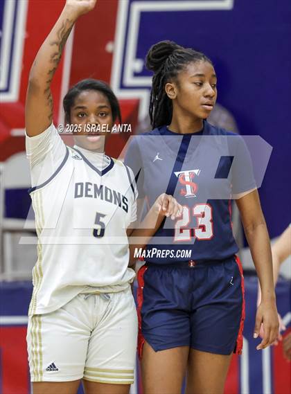 Thumbnail 1 in Fike @ Terry Sanford (NCHSAA 3A 4th Round) photogallery.
