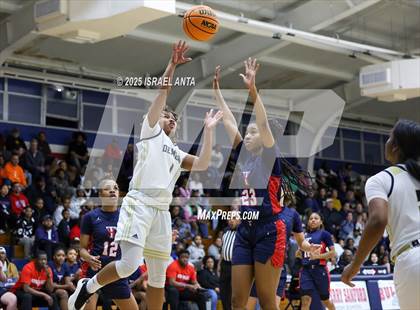 Thumbnail 1 in Fike @ Terry Sanford (NCHSAA 3A 4th Round) photogallery.