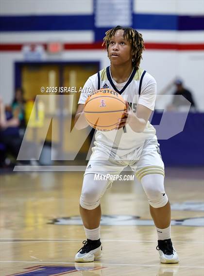 Thumbnail 2 in Fike @ Terry Sanford (NCHSAA 3A 4th Round) photogallery.