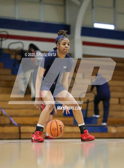 Thumbnail 2 in Fike @ Terry Sanford (NCHSAA 3A 4th Round) photogallery.