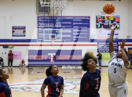 Thumbnail 1 in Fike @ Terry Sanford (NCHSAA 3A 4th Round) photogallery.