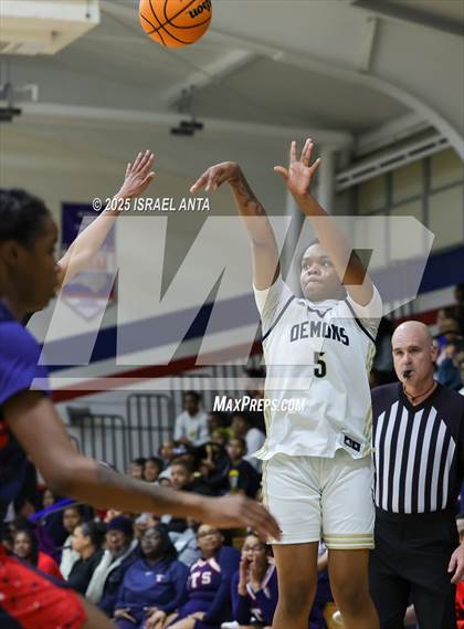 Thumbnail 3 in Fike @ Terry Sanford (NCHSAA 3A 4th Round) photogallery.