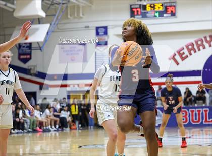 Thumbnail 1 in Fike @ Terry Sanford (NCHSAA 3A 4th Round) photogallery.