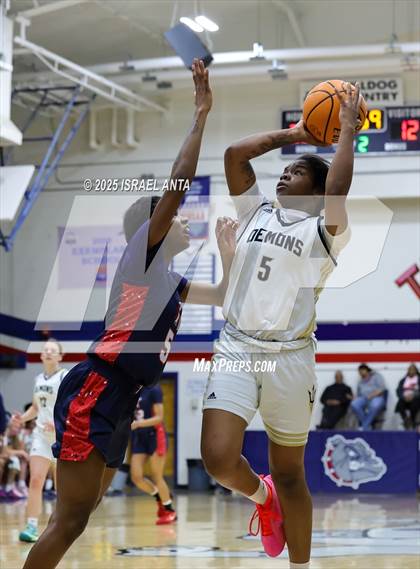 Thumbnail 2 in Fike @ Terry Sanford (NCHSAA 3A 4th Round) photogallery.