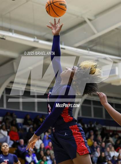 Thumbnail 1 in Fike @ Terry Sanford (NCHSAA 3A 4th Round) photogallery.