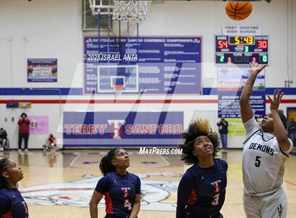 Thumbnail 2 in Fike @ Terry Sanford (NCHSAA 3A 4th Round) photogallery.