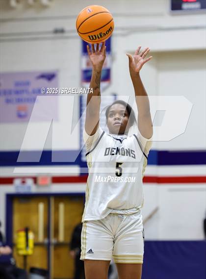 Thumbnail 1 in Fike @ Terry Sanford (NCHSAA 3A 4th Round) photogallery.