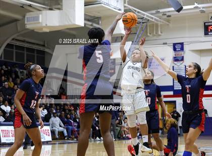 Thumbnail 1 in Fike @ Terry Sanford (NCHSAA 3A 4th Round) photogallery.