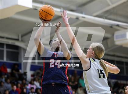Thumbnail 1 in Fike @ Terry Sanford (NCHSAA 3A 4th Round) photogallery.