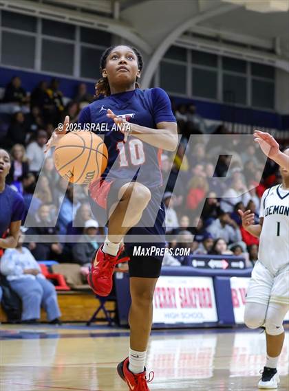 Thumbnail 2 in Fike @ Terry Sanford (NCHSAA 3A 4th Round) photogallery.