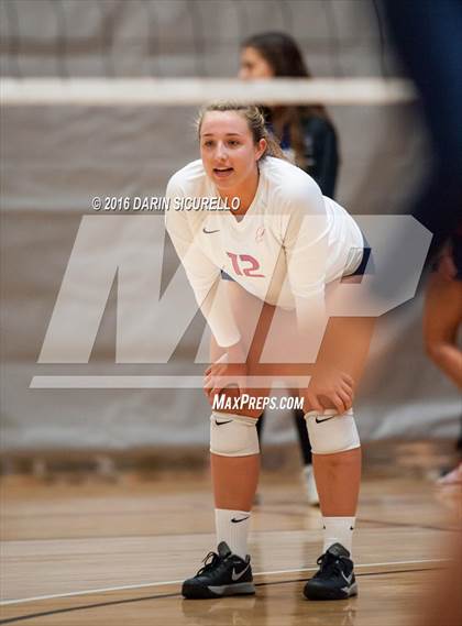 Thumbnail 1 in Dorman vs. Redondo Union (Nike Tournament of Champions) photogallery.