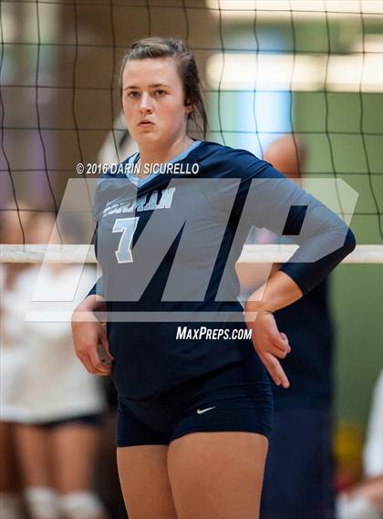 Thumbnail 2 in Dorman vs. Redondo Union (Nike Tournament of Champions) photogallery.