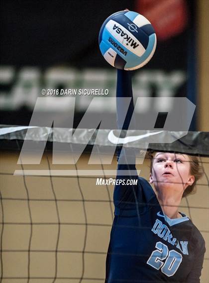 Thumbnail 3 in Dorman vs. Redondo Union (Nike Tournament of Champions) photogallery.