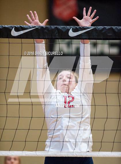 Thumbnail 3 in Dorman vs. Redondo Union (Nike Tournament of Champions) photogallery.