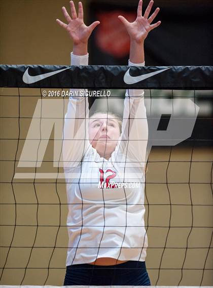 Thumbnail 1 in Dorman vs. Redondo Union (Nike Tournament of Champions) photogallery.