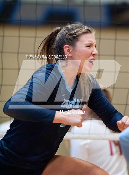 Thumbnail 3 in Dorman vs. Redondo Union (Nike Tournament of Champions) photogallery.