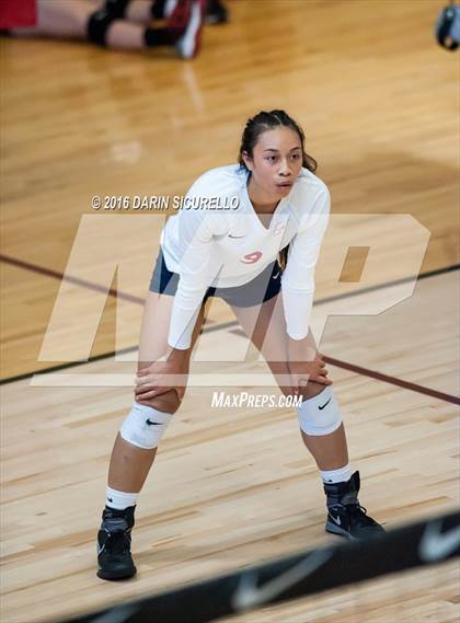 Thumbnail 3 in Dorman vs. Redondo Union (Nike Tournament of Champions) photogallery.