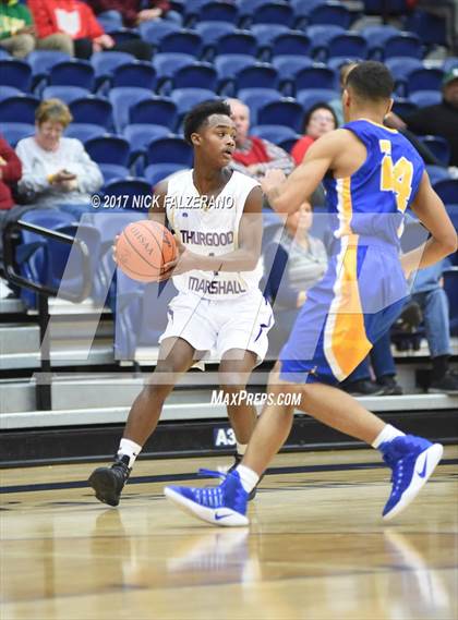Thumbnail 2 in Thurgood Marshall vs. Gahanna Christian Academy photogallery.