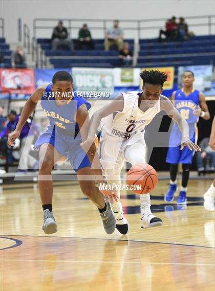 Thumbnail 2 in Thurgood Marshall vs. Gahanna Christian Academy photogallery.