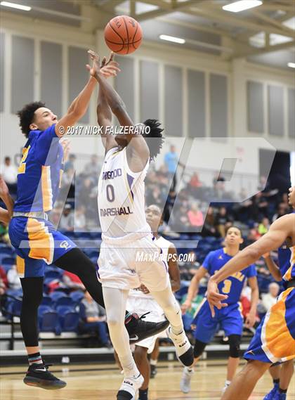 Thumbnail 3 in Thurgood Marshall vs. Gahanna Christian Academy photogallery.