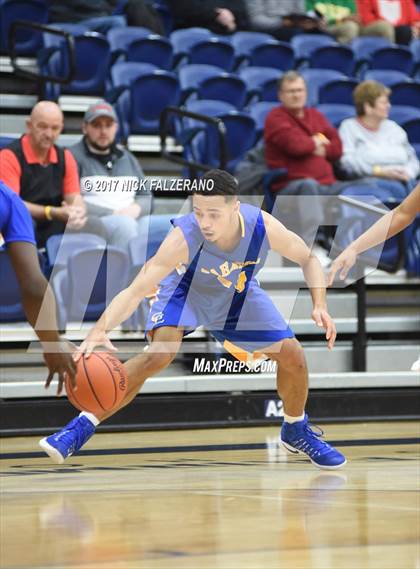 Thumbnail 3 in Thurgood Marshall vs. Gahanna Christian Academy photogallery.