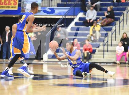 Thumbnail 1 in Thurgood Marshall vs. Gahanna Christian Academy photogallery.