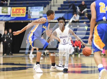 Thumbnail 3 in Thurgood Marshall vs. Gahanna Christian Academy photogallery.