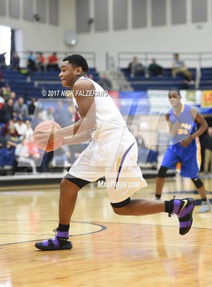 Thumbnail 1 in Thurgood Marshall vs. Gahanna Christian Academy photogallery.