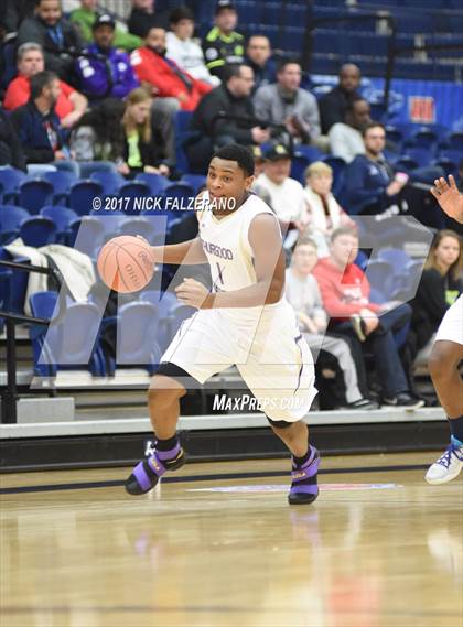 Thumbnail 2 in Thurgood Marshall vs. Gahanna Christian Academy photogallery.