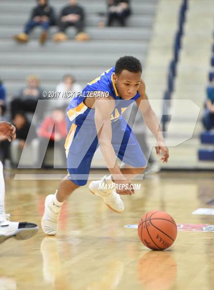 Thumbnail 2 in Thurgood Marshall vs. Gahanna Christian Academy photogallery.