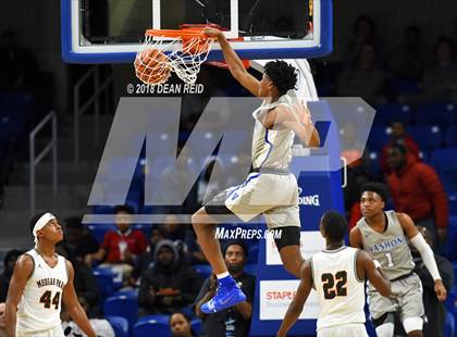 Thumbnail 1 in Morgan Park vs. Vashon (Chicago Elite Classic) photogallery.