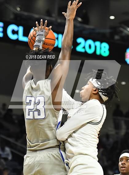Thumbnail 2 in Morgan Park vs. Vashon (Chicago Elite Classic) photogallery.