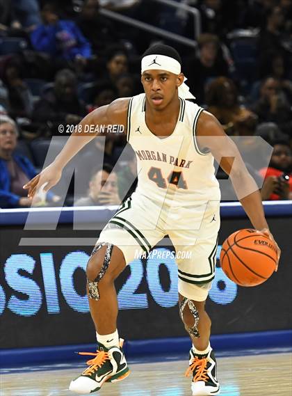 Thumbnail 2 in Morgan Park vs. Vashon (Chicago Elite Classic) photogallery.